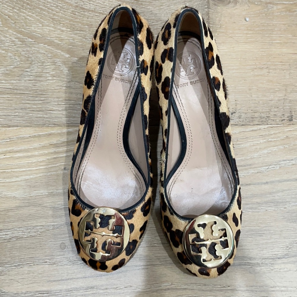 Tory Burch leopard heels - Size 6.5 - Picture 1 of 6